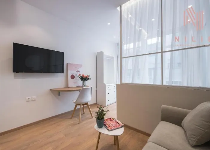 V1 Boutique Nilie Hospitality Mgmt شقة