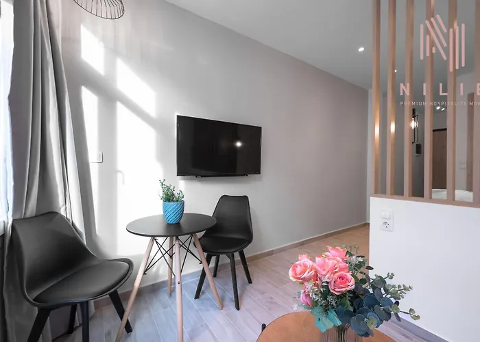 V1 Boutique Nilie Hospitality Mgmt شقة
