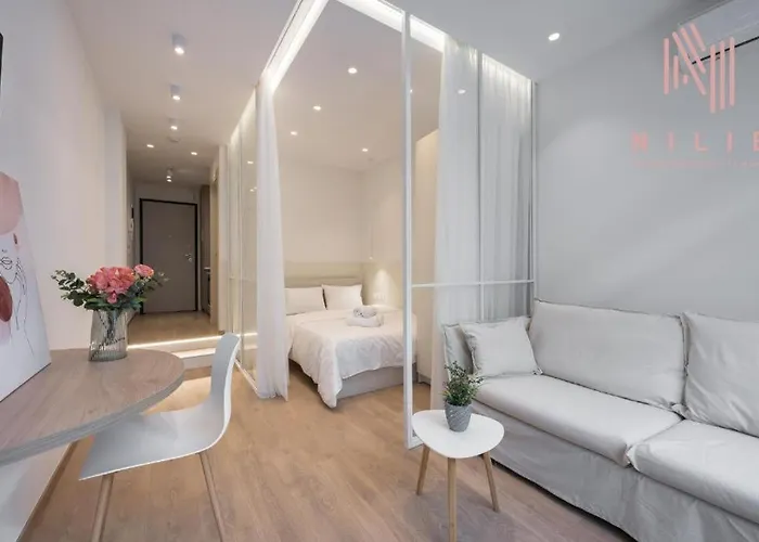 V1 Boutique Nilie Hospitality Mgmt